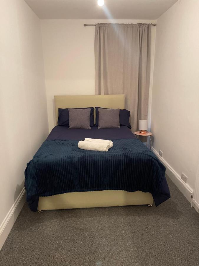 Room In Gloucester Road 4 Бристоль Экстерьер фото